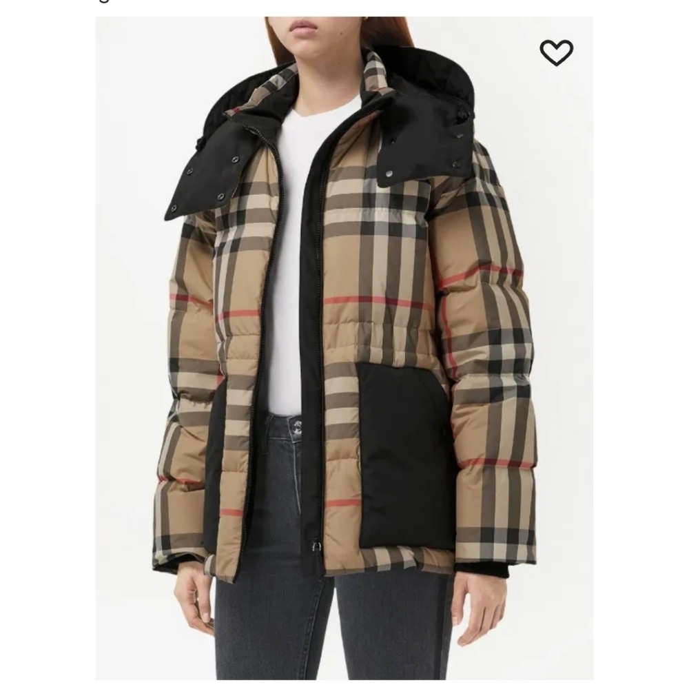 Brand New Burberry Beige and Black Puffer Jacket with tags